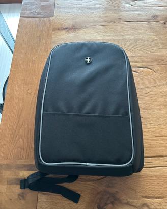 Zaino Swiss Peak Antitaccheggio