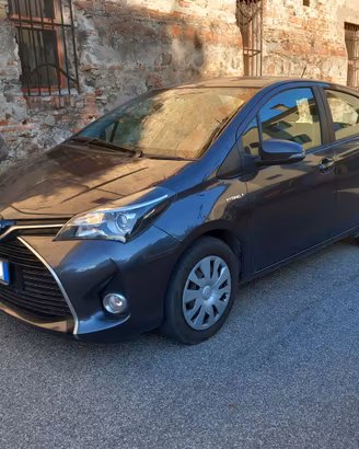 Yaris Hybrid 2017 - 142.000 km