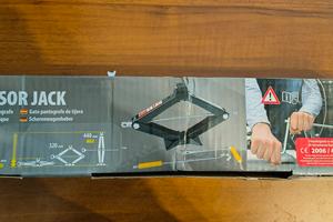 cric per auto fino a 2000 kg