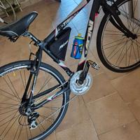 Bicicletta ibrida uomo /donna 21 rapporti