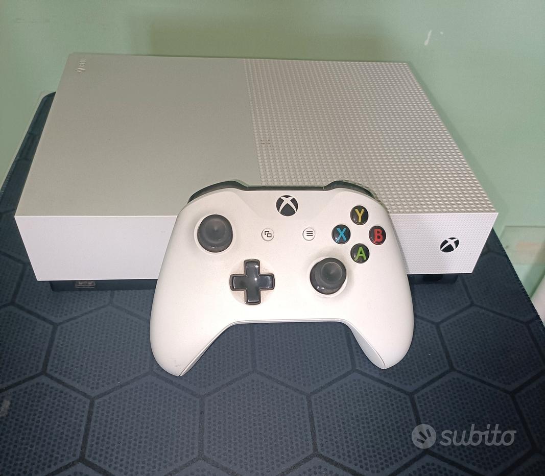 Xbox One S All Digital 1TB(usado) - Videogames - Jardim Itamaracá