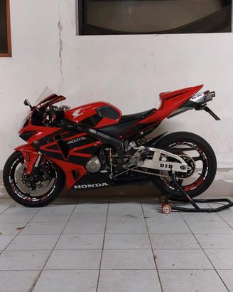 HONDA CBR600RR  