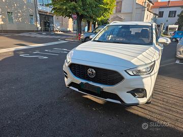 auto mg zs 