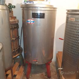 contenitori in acciaio 