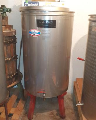 contenitori in acciaio 