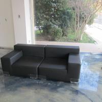 PARI AL NUOVO DIVANO KARTELL