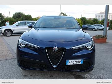 ALFA ROMEO Stelvio 2.0 Turbo 280CV AT8 Q4 Executiv