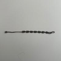Braccialetto argentato macrame’