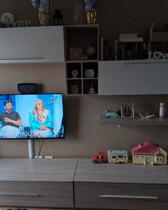 cucina completa, parete attrezzata con mobile e ca