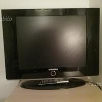 Tv a schermo piatto Samsung