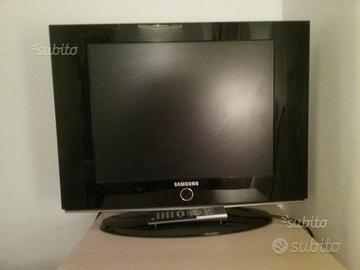 Tv a schermo piatto Samsung