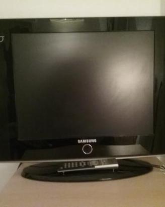Tv a schermo piatto Samsung