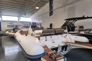 Gommone bwa 30 gto open unico promo show room