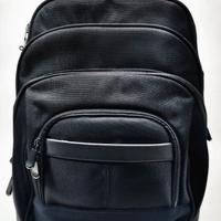 Zaino capiente e polivalente