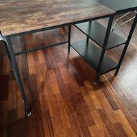 Scrivania stile industrial in legno