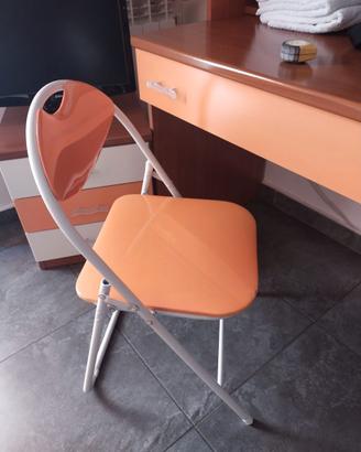 Cameretta con letto singolo