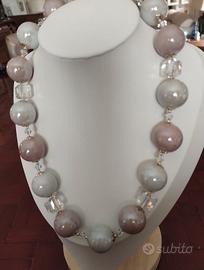 Collana con sfere di ceramica