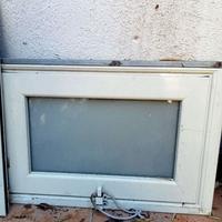 FINESTRA VASISTAS IN ALLUMINIO CON TELAIO FERRO