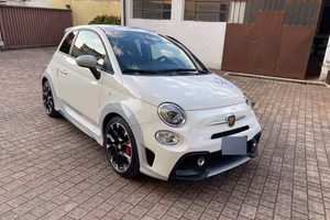 Abarth 695 70th  tjet 180cv