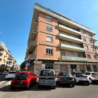 Balduina - locale c/1