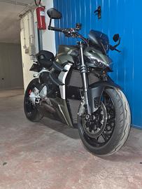 Ducati street fighter V2 