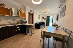 Bosa Marina a 50mt dal mare Arredato Cortile 140mq