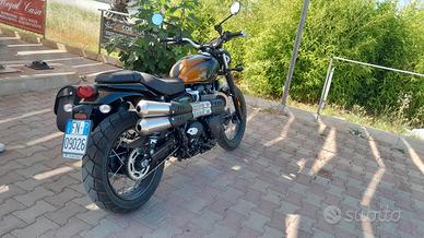 Triumph Scrambler 900 CHROME EDITION