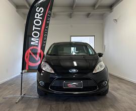 Ford Fiesta 1.4 5 porte Bz.- GPL Titanium UNICO PR