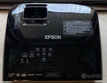 Proiettroe Epson EH-TW5200