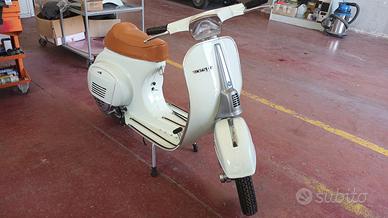 Vespa 50 Special