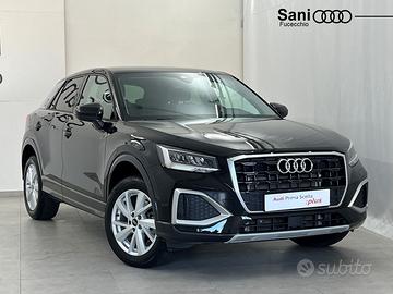 Q2 35 2.0 tdi Business Advanced s-tronic