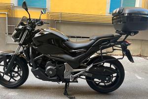 honda NC 750 S   DGT