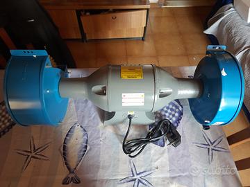 Mola Da Banco Fervi 900W - Combinata Con Spazzola, 200mm, 400V, Per Professionisti