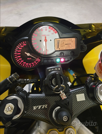 Honda VTR 1000 F 2002 come nuova