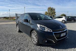 Peugeot 208 1.2 GARANZIA