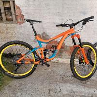 ULTERIORE RIBASSO  Giant  Reign 27.5 taglia L 2017