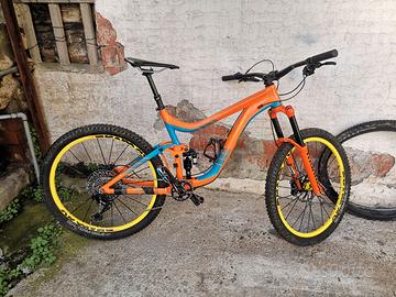 ULTERIORE RIBASSO  Giant  Reign 27.5 taglia L 2017