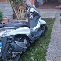 Beverly piaggio 350  anno 2013