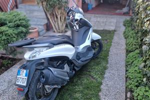 Beverly piaggio 350  anno 2013