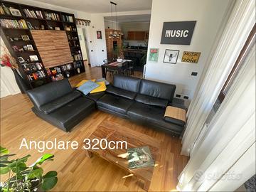 Divano in vera pelle