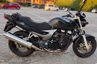 kawasaki zr-7 750 pochi chilometri perfetta