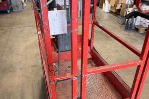 Piattaforma skyjack SJ12