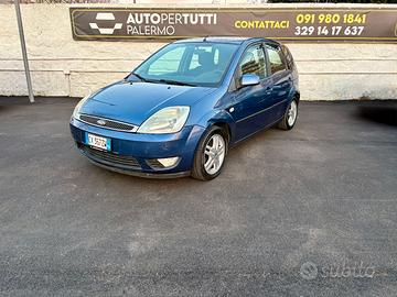 FORD FIESTA 1.4 TDCI GHIA INDISTRUTTIBILE (70CV)