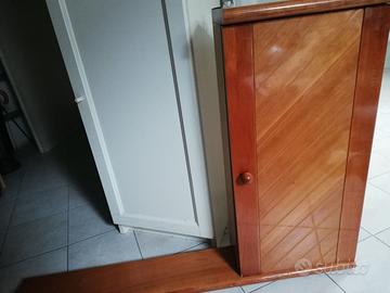 Mobile bagno in legno