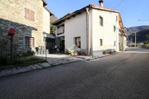 CASA SEMINDIPENDENTE A TORREANO