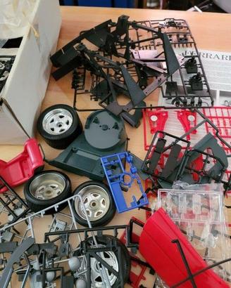 Pezzi di ricambio Pocher F40 1/8 varie componenti