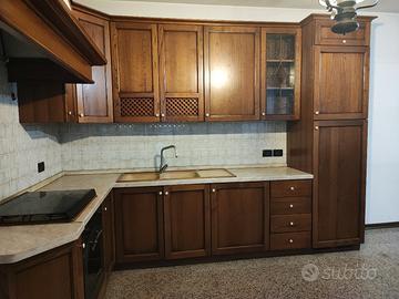 Cucina angolare COMPLETA 318x203