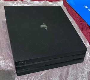 PS4 Pro 1TB + PlayStation VR completo, $trattabile