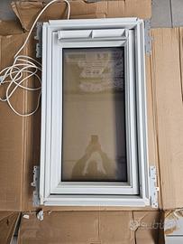 Velux integra bianco. 2 pezzi disponibili