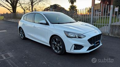 Ford Focus St-Line 120cv Ecoblue
